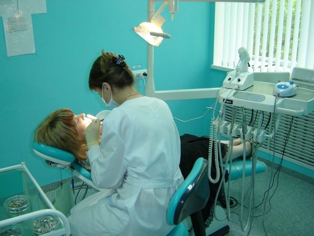 Как можно осуществить бесплатное лечение зубов