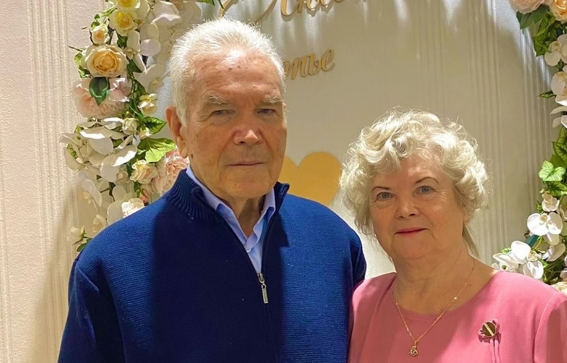 В Кировской области 86-летний Климов, и его 77-летняя невеста поженились